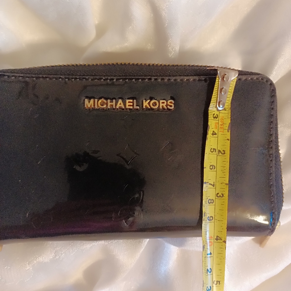 Michael Kors Black Patent Wristlet Clutch with Gold Hardware - Picture 6 of 7